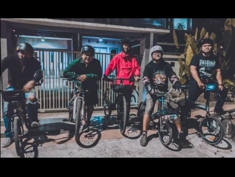 Keresahan Strolling Bastard, Ungkap Perasaan Para Pesepeda di Jalanan